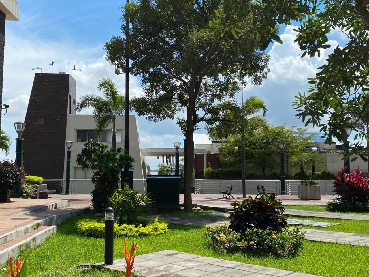 Puerto Santa Ana, Torres Bellini, 2 Dormitorios, Parqueo Guayaquil Exteriér fotografie